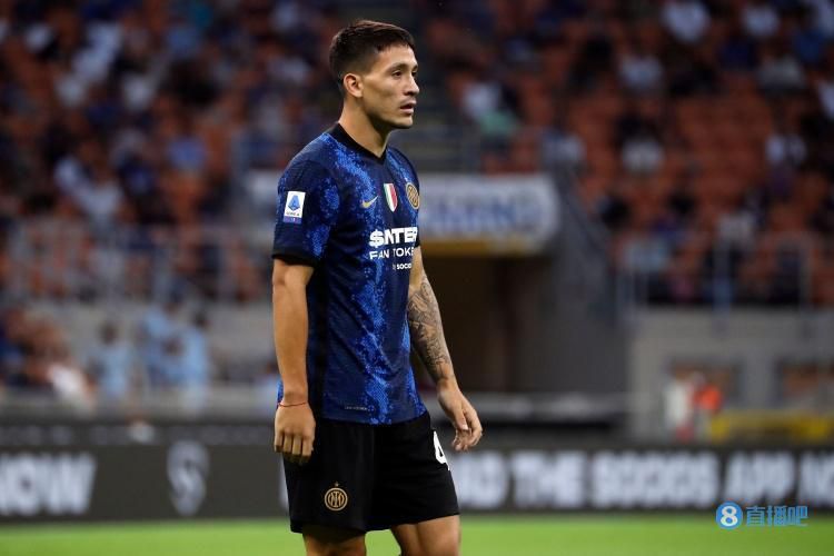 日韩精品成人